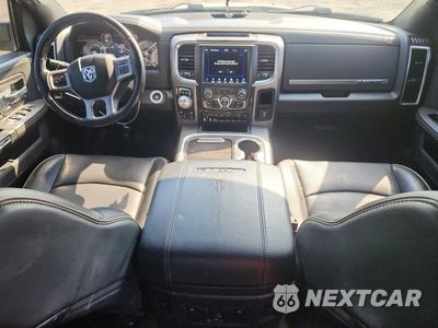 Zdjęcie 8 z 12 samochodu: 2018 RAM 1500 LONGHORN VIN:1C6RR7WT7JS111343 - miniatura