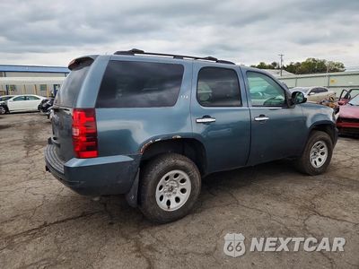 Trzecie zdjęcie samochodu z tyłu: 2010 CHEVROLET TAHOE K1500 LS VIN:1GNUKAE0XAR257262 - miniatura