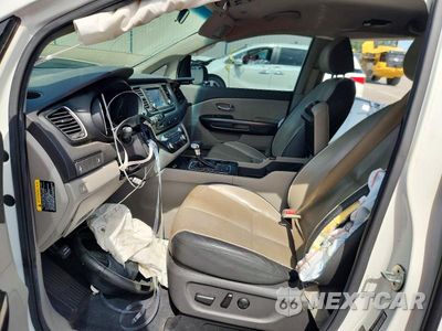 Zdjęcie 7 z 13 samochodu: 2017 KIA SEDONA LX VIN:KNDMB5C10H6328203 - miniatura