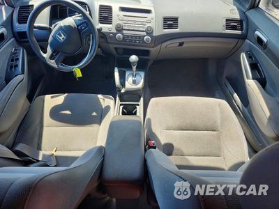 Zdjęcie 8 z 12 samochodu: 2008 HONDA CIVIC LX VIN:2HGFA16578H352369 - miniatura