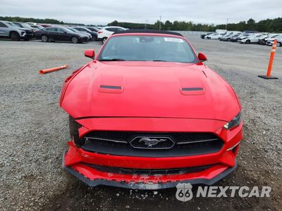 Piąte zdjęcie samochodu w środku: 2021 FORD MUSTANG VIN:1FATP8UH5M5132418 - miniatura