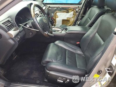 Zdjęcie 7 z 12 samochodu: 2017 LEXUS LS 460 VIN:JTHCL5EF3H5028645 - miniatura