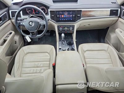 Zdjęcie 8 z 13 samochodu: 2019 VOLKSWAGEN ATLAS SEL PREMIUM VIN:1V2NR2CA0KC511218 - miniatura