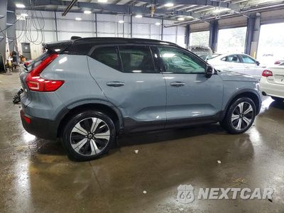Trzecie zdjęcie samochodu z tyłu: 2023 VOLVO XC40 RECHARGE PLUS VIN:YV4ED3UL9P2981795 - miniatura