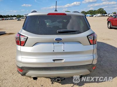 Zdjęcie 6 z 13 samochodu: 2018 FORD ESCAPE SE VIN:1FMCU0GD5JUB41789 - miniatura