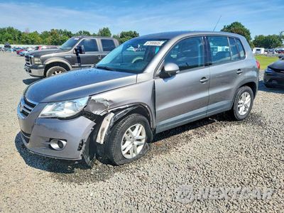 2011 VOLKSWAGEN TIGUAN S WVGBV7AX6BW535263 - główne zdjęcie licytacji z USA - miniatura