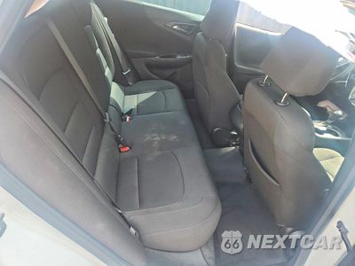 Zdjęcie 10 z 12 samochodu: 2019 CHEVROLET MALIBU LS VIN:1G1ZB5ST1KF203574 - miniatura