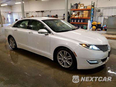 Czwarte zdjęcie samochodu z boku: 2014 LINCOLN MKZ VIN:3LN6L2J93ER827682 - miniatura