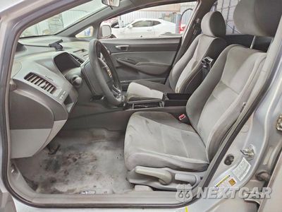 Zdjęcie 7 z 13 samochodu: 2007 HONDA CIVIC LX VIN:1HGFA16537L044147 - miniatura