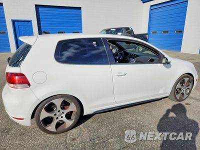 Trzecie zdjęcie samochodu z tyłu: 2010 VOLKSWAGEN GTI VIN:WVWED7AJ1AW243731 - miniatura