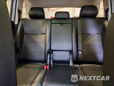 Zdjęcie 10 z 14 samochodu: 2018 VOLKSWAGEN TIGUAN SE VIN:3VV2B7AX4JM114140 - miniatura