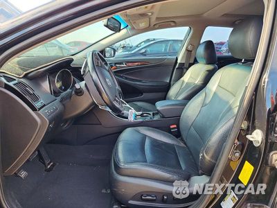 Zdjęcie 7 z 12 samochodu: 2012 HYUNDAI SONATA LIMITED 2.0T VIN:5NPEC4AB8CH379003 - miniatura