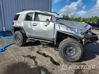 Czwarte zdjęcie samochodu z boku: 2012 TOYOTA FJ CRUISER BASE VIN:JTEBU4BF7CK116550 - miniatura