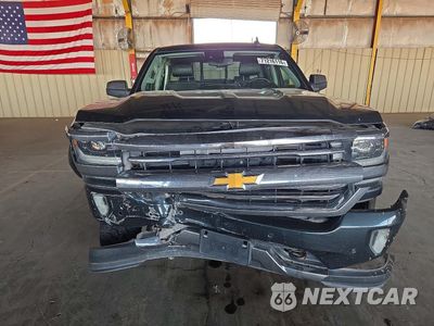 Piąte zdjęcie samochodu w środku: 2017 CHEVROLET SILVERADO K1500 HIGH COUNTRY VIN:3GCUKTEJ4HG279801 - miniatura