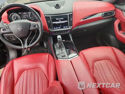 Zdjęcie 8 z 12 samochodu: 2023 MASERATI LEVANTE MODENA VIN:ZN661YUM6PX435611 - miniatura
