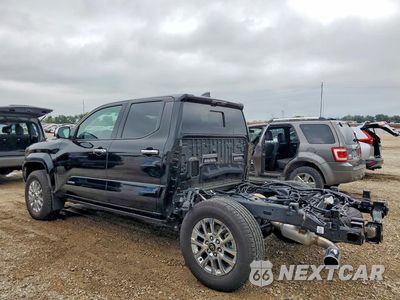 Drugie zdjęcie samochodu z przodu: 2025 TOYOTA TACOMA LIMITED HV VIN:3TYLC5LN7ST036880 - miniatura