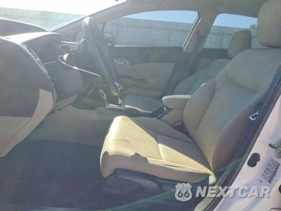 Zdjęcie 7 z 13 samochodu: 2015 HONDA CIVIC LX VIN:19XFB2F58FE017275 - miniatura