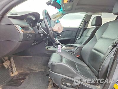 Zdjęcie 7 z 13 samochodu: 2006 BMW 530 XIT VIN:WBANN73576CN01057 - miniatura