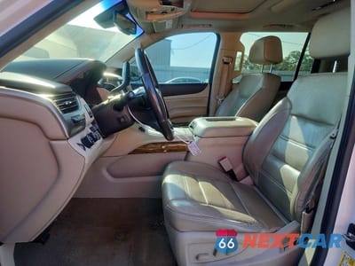 Zdjęcie 7 z 13 samochodu: 2016 GMC YUKON XL DENALI VIN:1GKS2HKJ8GR354883 - miniatura