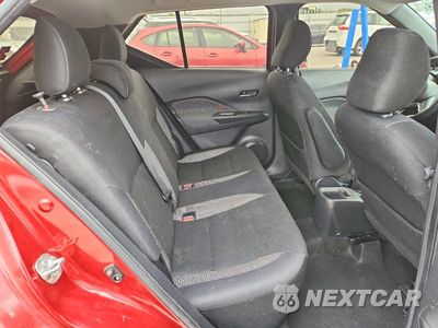 Zdjęcie 11 z 14 samochodu: 2018 NISSAN KICKS SV VIN:3N1CP5CU2JL527744 - miniatura