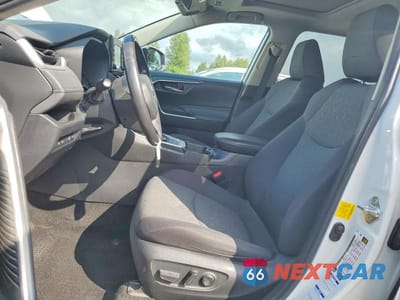 Zdjęcie 7 z 14 samochodu: 2020 TOYOTA RAV4 HYBRID XLE VIN:2T3RWRFV8LW072092 - miniatura