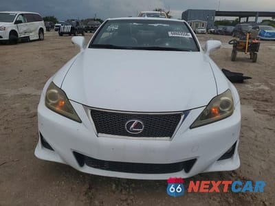 Piąte zdjęcie samochodu w środku: 2014 LEXUS IS 350 VIN:JTHFE2C27E2510859 - miniatura