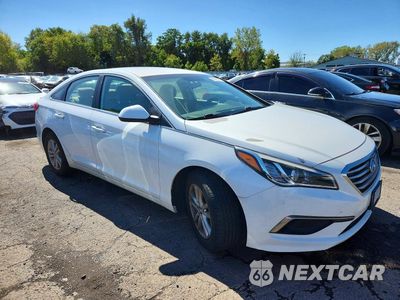Czwarte zdjęcie samochodu z boku: 2016 HYUNDAI SONATA SE VIN:5NPE24AF5GH327131 - miniatura