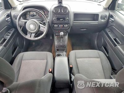 Zdjęcie 8 z 12 samochodu: 2014 JEEP PATRIOT LATITUDE VIN:1C4NJPFA2ED503251 - miniatura