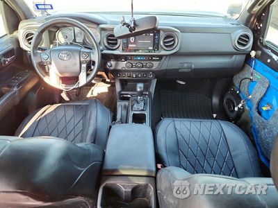 Zdjęcie 8 z 12 samochodu: 2019 TOYOTA TACOMA TRD SPORT VIN:5TFAZ5CN5KX085572 - miniatura