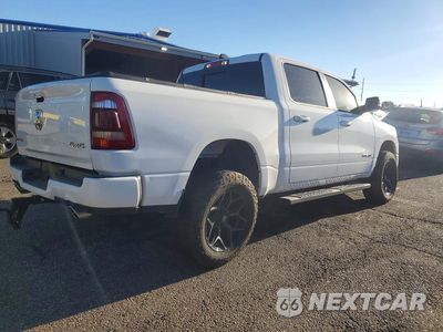 Trzecie zdjęcie samochodu z tyłu: 2024 RAM 1500 LARAMIE VIN:1C6SRFJT8RN110649 - miniatura