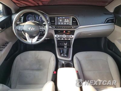 Zdjęcie 8 z 12 samochodu: 2020 HYUNDAI ELANTRA SEL VIN:5NPD84LF0LH625023 - miniatura