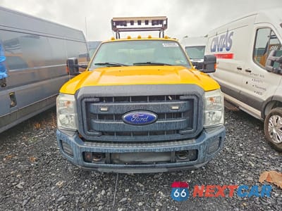 Piąte zdjęcie samochodu w środku: 2016 FORD F350 XL VIN:1FD8W3G65GEC64014 - miniatura