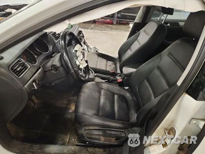 Zdjęcie 7 z 12 samochodu: 2018 VOLKSWAGEN JETTA SE VIN:3VWDB7AJ4JM261347 - miniatura