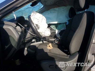 Zdjęcie 7 z 13 samochodu: 2019 NISSAN ROGUE SV VIN:KNMAT2MT2KP554257 - miniatura