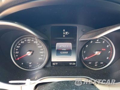 Zdjęcie 9 z 12 samochodu: 2015 MERCEDES-BENZ C 300 4MATIC VIN:55SWF4KB0FU094968 - miniatura