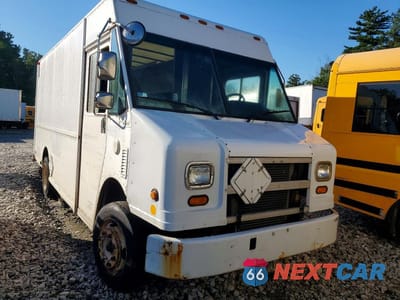 Czwarte zdjęcie samochodu z boku: 2006 FREIGHTLINER MT45 - DELIVERY TRUCK VIN:4UZAANBW66CW06597 - miniatura