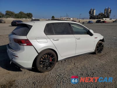Trzecie zdjęcie samochodu z tyłu: 2023 VOLKSWAGEN GTI SE VIN:WVW3A7CD1PW184146 - miniatura