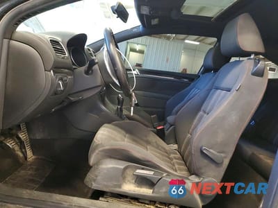Zdjęcie 7 z 12 samochodu: 2010 VOLKSWAGEN GTI VIN:WVWEV7AJ0AW178948 - miniatura