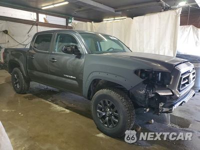 Czwarte zdjęcie samochodu z boku: 2023 TOYOTA TACOMA SR5 V6 VIN:3TMCZ5AN0PM591416 - miniatura
