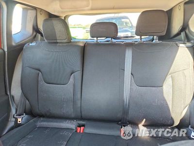 Zdjęcie 10 z 13 samochodu: 2017 JEEP RENEGADE SPORT VIN:ZACCJAAB7HPF98187 - miniatura