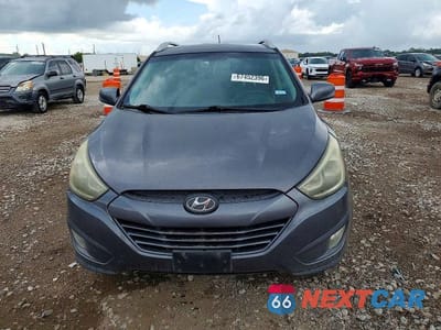 Piąte zdjęcie samochodu w środku: 2014 HYUNDAI TUCSON SE VIN:KM8JU3AG2EU861570 - miniatura