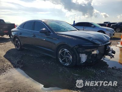 Czwarte zdjęcie samochodu z boku: 2024 HYUNDAI SONATA SEL VIN:KMHL14JAXRA409084 - miniatura
