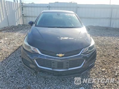 Piąte zdjęcie samochodu w środku: 2017 CHEVROLET CRUZE LT VIN:1G1BE5SMXH7280593 - miniatura