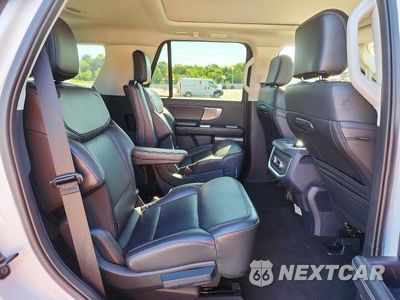 Zdjęcie 11 z 14 samochodu: 2025 FORD EXPEDITION PLATINUM VIN:1FMJU1M87SEA07916 - miniatura