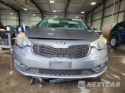 Piąte zdjęcie samochodu w środku: 2014 KIA FORTE EX VIN:KNAFX5A85E5195740 - miniatura