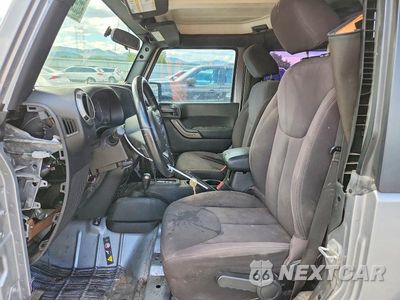 Zdjęcie 7 z 13 samochodu: 2014 JEEP WRANGLER SPORT VIN:1C4AJWAG6EL135313 - miniatura