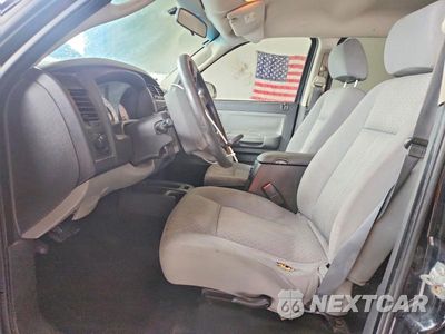 Zdjęcie 7 z 12 samochodu: 2008 DODGE DAKOTA SXT VIN:1D3HE38K28S552845 - miniatura