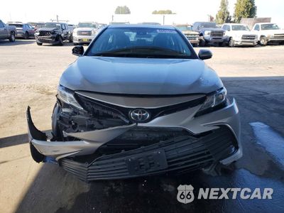 Piąte zdjęcie samochodu w środku: 2023 TOYOTA CAMRY LE VIN:4T1C11AK1PU132375 - miniatura