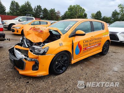2018 CHEVROLET SONIC LT 1G1JD6SB9J4100305 - główne zdjęcie licytacji z USA - miniatura