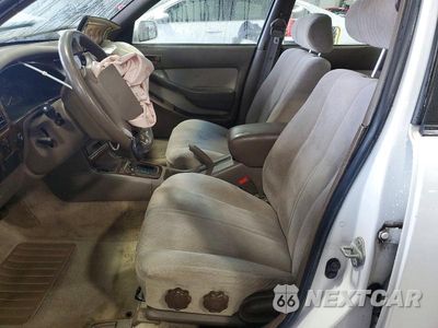 Zdjęcie 7 z 12 samochodu: 1996 TOYOTA CAMRY LE VIN:4T1BG12K2TU911934 - miniatura